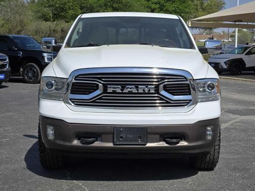 Bright White Clearcoat 2018 RAM 1500 Longhorn
