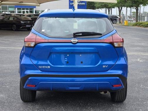 2024 Nissan Kicks SV