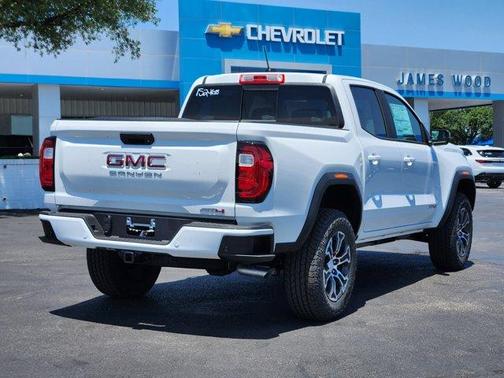 2025 GMC Canyon AT4