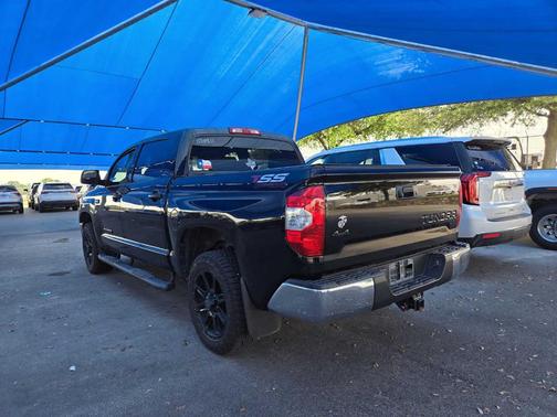 2019 Toyota Tundra SR5