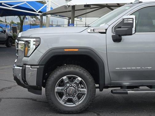 2026 GMC Sierra 2500 SLT
