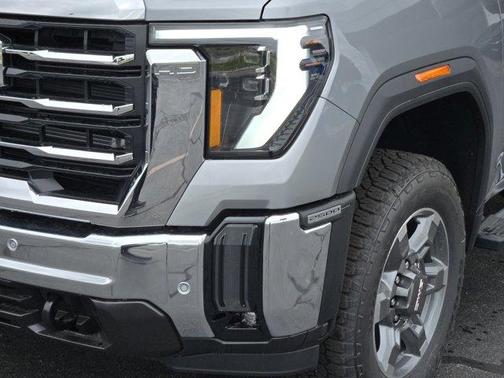 2026 GMC Sierra 2500 SLT