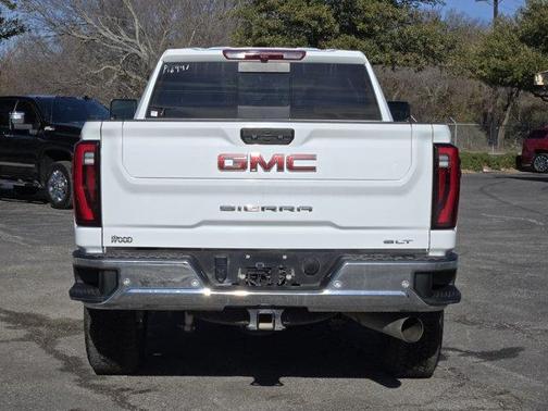 Summit White 2025 GMC Sierra 2500 SLT