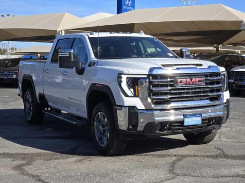 2025 GMC Sierra 2500 SLT