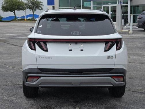Serenity White Pearl 2025 Hyundai TUCSON Limited