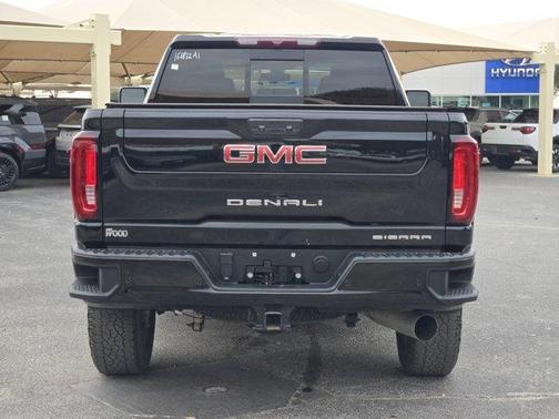 2023 GMC Sierra 2500 Denali