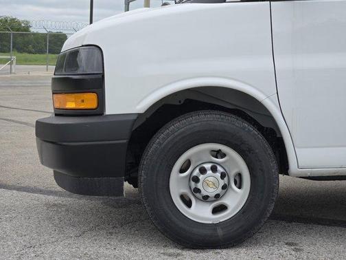 2025 Chevrolet Express 2500 Work Van