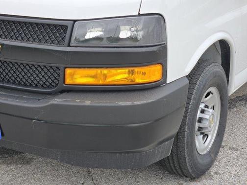 2025 Chevrolet Express 2500 Work Van