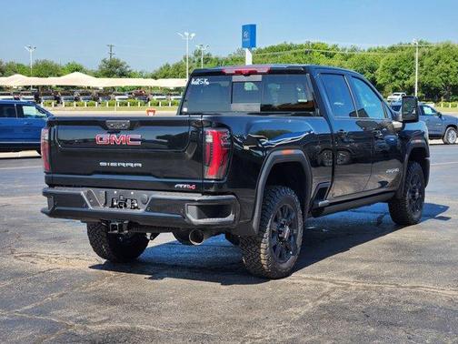 Onyx Black 2026 GMC Sierra 2500 AT4