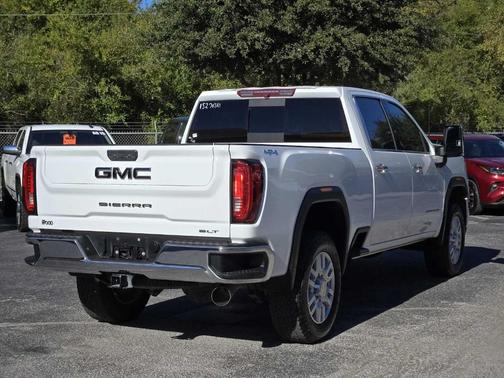 2023 GMC Sierra 2500 SLT