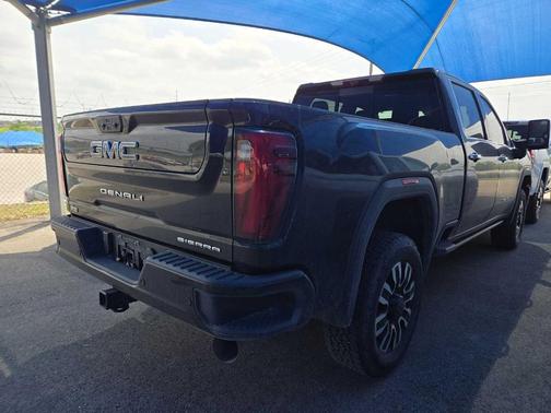 Onyx Black 2024 GMC Sierra 2500 Denali Ultimate