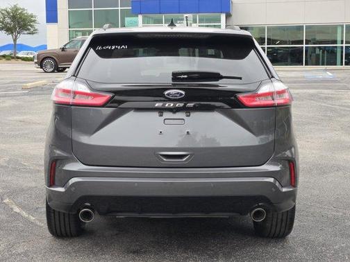 Carbonized Gray Metallic 2021 Ford Edge ST-Line
