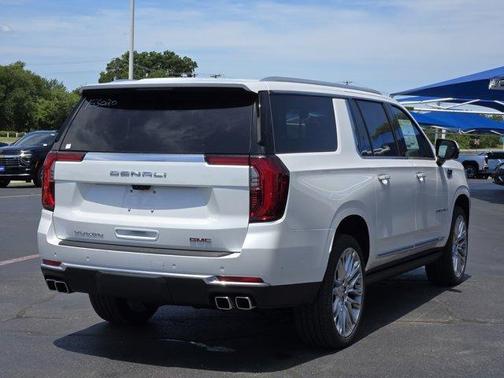 2025 GMC Yukon XL Denali