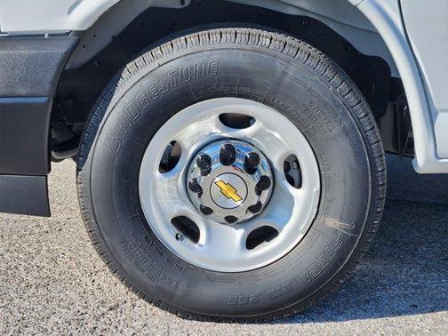 2025 Chevrolet Express 2500 Work Van