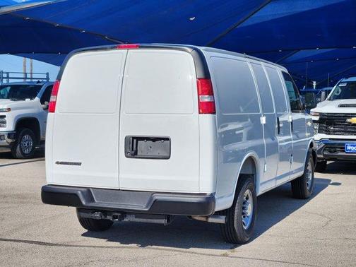 2025 Chevrolet Express 2500 Work Van