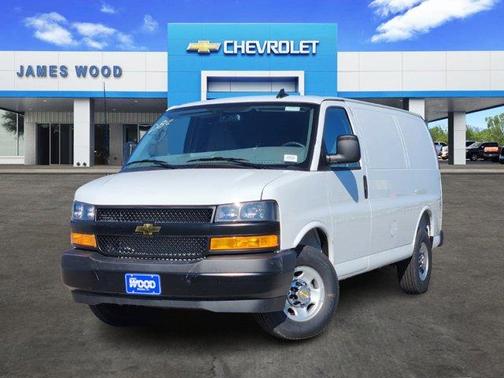 2025 Chevrolet Express 2500 Work Van