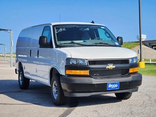 2025 Chevrolet Express 2500 Work Van