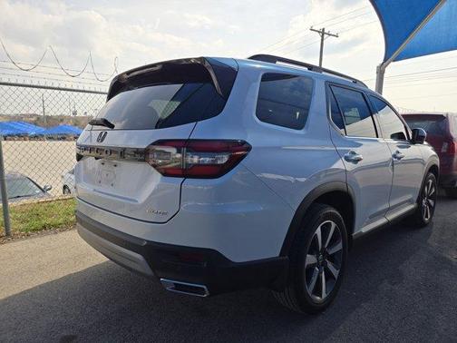 2025 Honda Pilot Elite