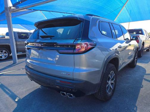 2024 GMC Acadia AT4