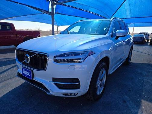 2018 Volvo XC90 T5 Momentum