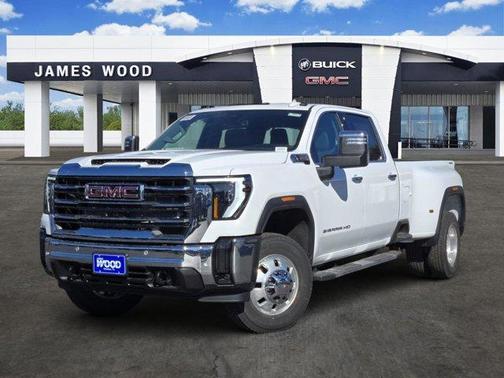 2026 GMC Sierra 3500 SLT