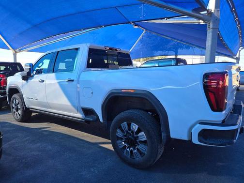2024 GMC Sierra 2500 Denali