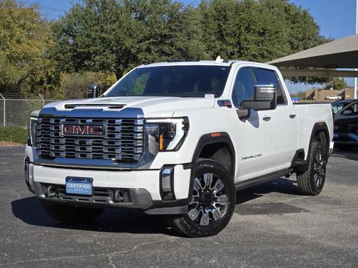 2024 GMC Sierra 2500 Denali