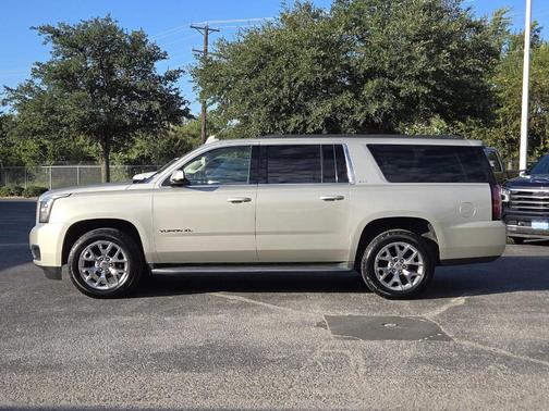 2015 GMC Yukon XL 1500 SLT