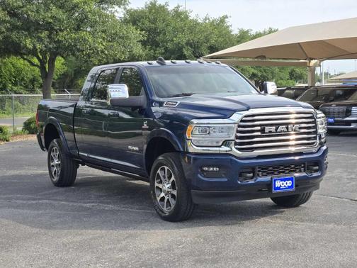 Patriot Blue Pearlcoat 2024 RAM 2500 Longhorn