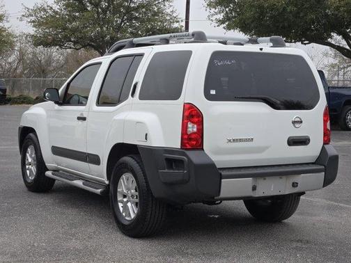 2014 Nissan Xterra S