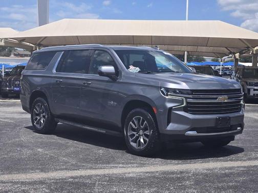 2021 Chevrolet Suburban LT