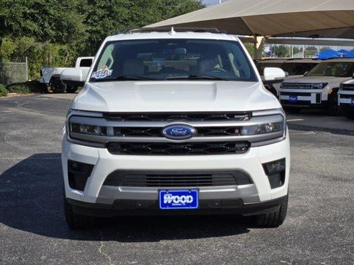 Star White 2024 Ford Expedition XLT