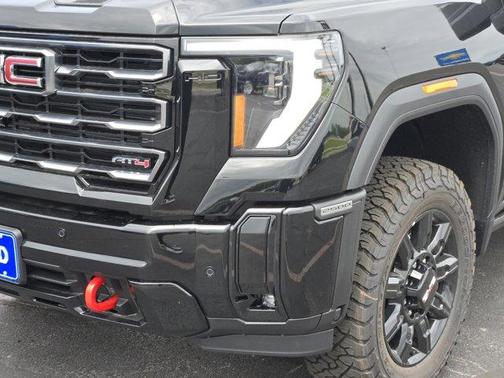 2025 GMC Sierra 2500 AT4
