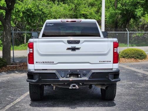 2024 Chevrolet Silverado 2500 Custom
