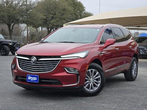 2024 Buick Enclave Essence