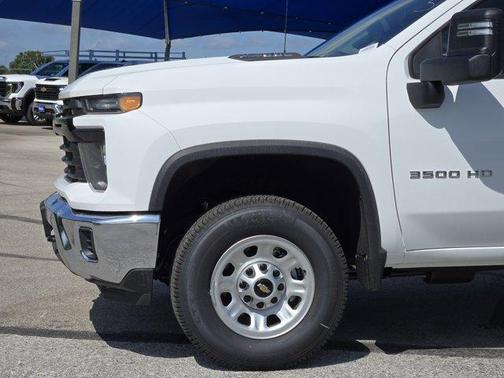 2025 Chevrolet Silverado 3500 WT