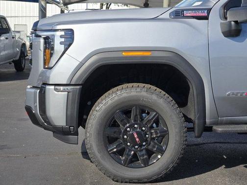 2026 GMC Sierra 2500 AT4