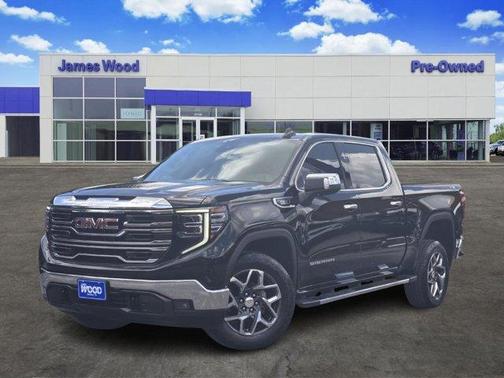2022 GMC Sierra 1500 SLT
