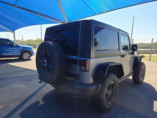 2017 Jeep Wrangler Sahara