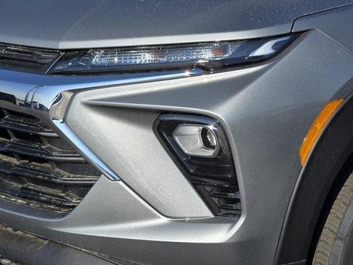 Sterling Gray Metallic 2026 Chevrolet Trailblazer LS
