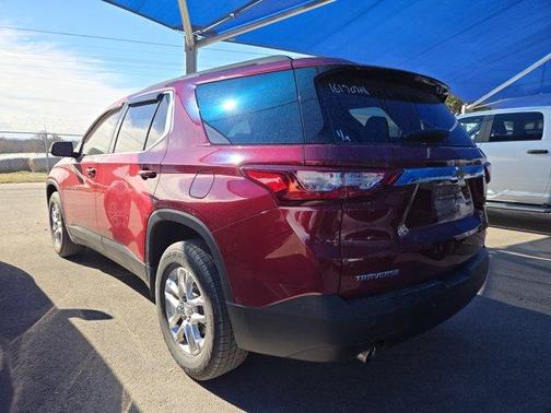 2021 Chevrolet Traverse LT Cloth