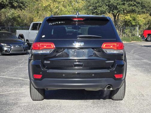 2017 Jeep Grand Cherokee Laredo