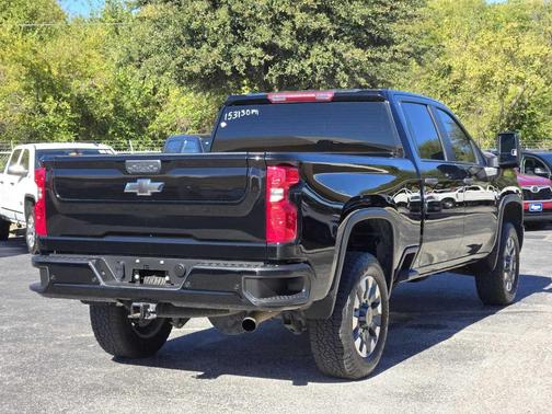 2024 Chevrolet Silverado 2500 Custom