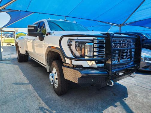 2024 GMC Sierra 3500 Denali