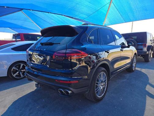 2017 Porsche Cayenne S