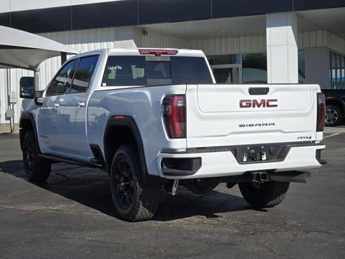 2026 GMC Sierra 2500 AT4