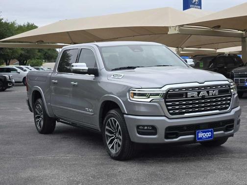 Billet Silver Metallic Clearcoat 2025 RAM 1500 Limited
