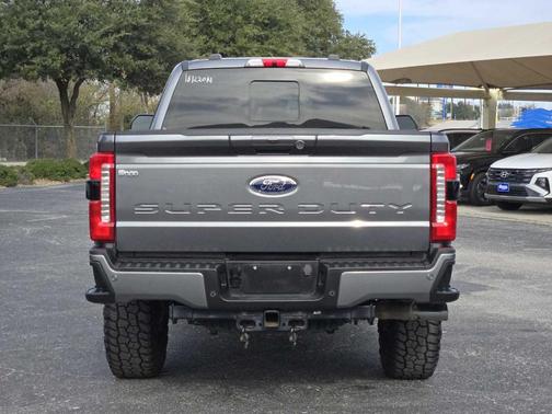 2023 Ford F-250 Lariat