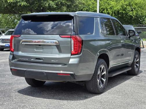 Frost 2023 GMC Yukon SLT