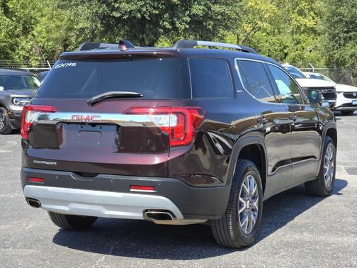2021 GMC Acadia SLT